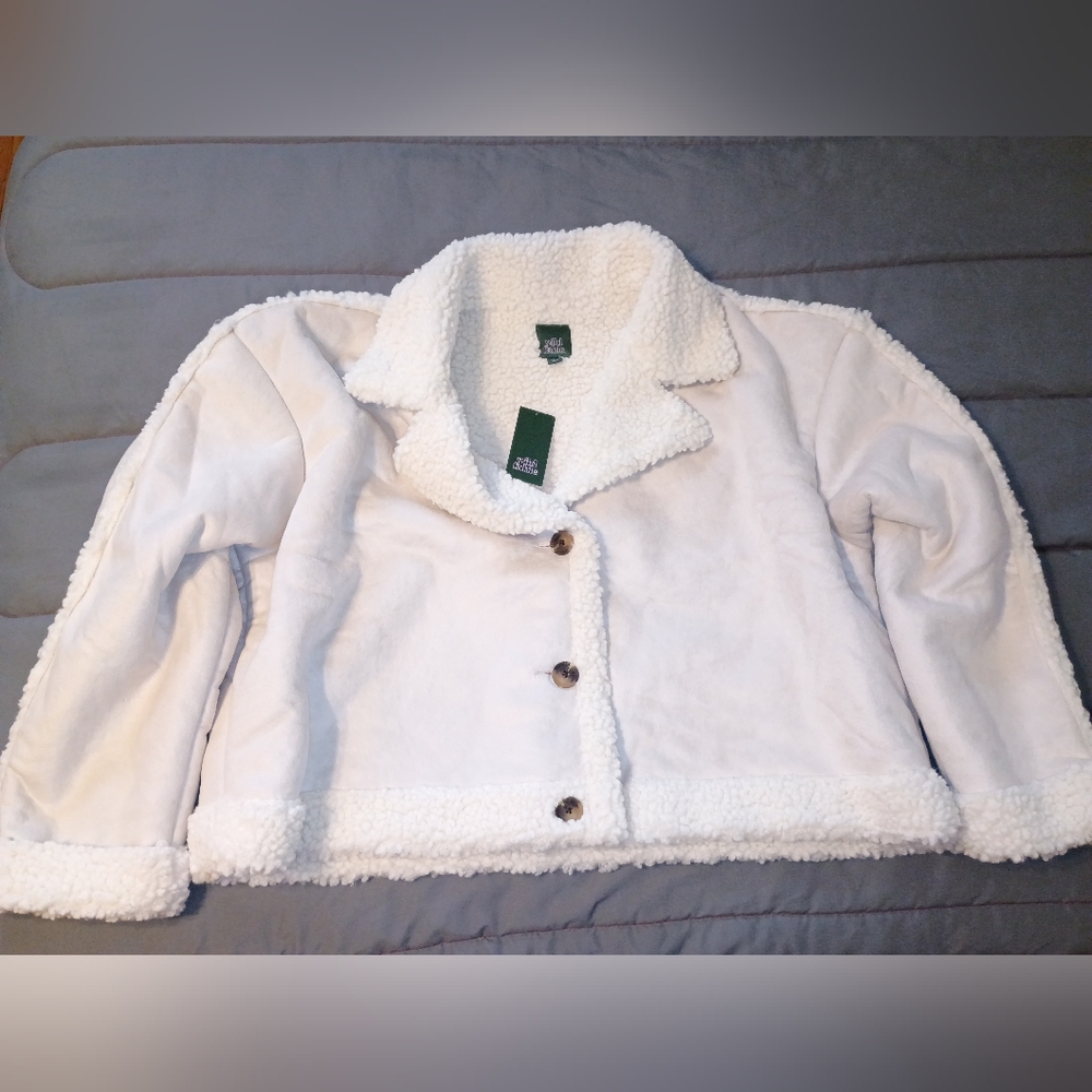 Wild Fable Cozy White Teddy Jacket Plush Sherpa Style